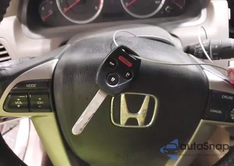 2009 Honda Accord 3.5 Ex-L из США, поврежденный, VIN 1HGCP36879A024506